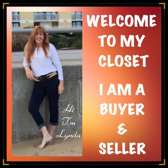 YOUR SELLER/BUYER - Picture 1 of 8